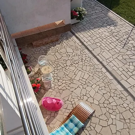 Apartment Marica Lopar